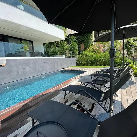 Aparthotel Villa V With Pool And Parking 4* Rijeka